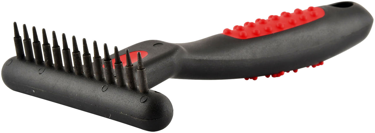 Jeffers Pet Non-Slip Undercoat Rake, 13 short pins – Single Row Stainless Steel Pins, Safe Grooming Tool for Dogs & Cats, Removes Loose Hair & Tangles, Shedding Brush, Home Use, Red & Black
